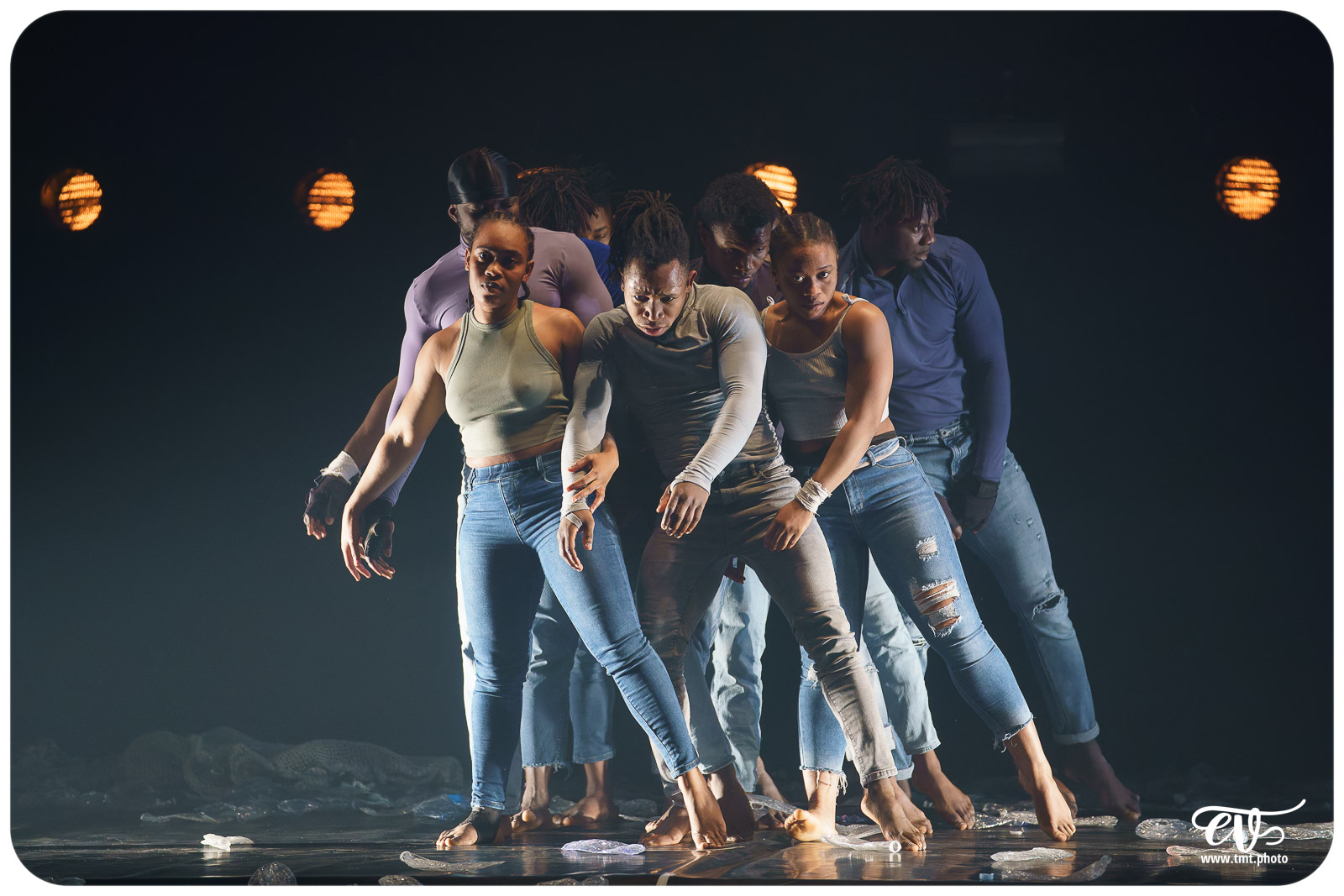 YÉ ! (L'EAU) (CIRCUS BAOBAB)